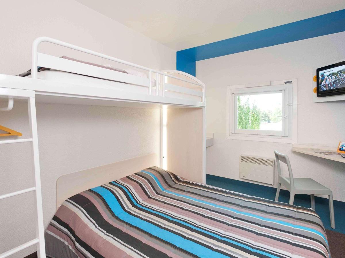 Enzo Hotel 1Er Prix Coudes Экстерьер фото